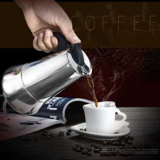 Kávovar - stříbrný 300ml