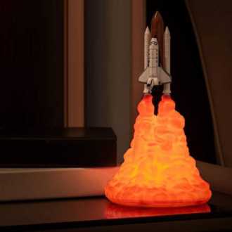 Dětská noční lampička ve tvaru rakety vzlétající - model 1
